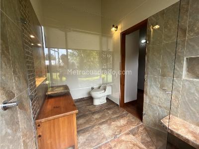 Casa de 3 alcobas en venta en Llanogrande, Rionegro, 450 m² · foto 10 de 20