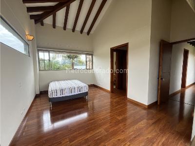 Casa de 3 alcobas en venta en Llanogrande, Rionegro, 450 m² · foto 17 de 20