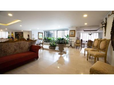 Apartamento de 4 alcobas en venta en Los Balsos, Medellín, 380 m² · foto 5 de 20