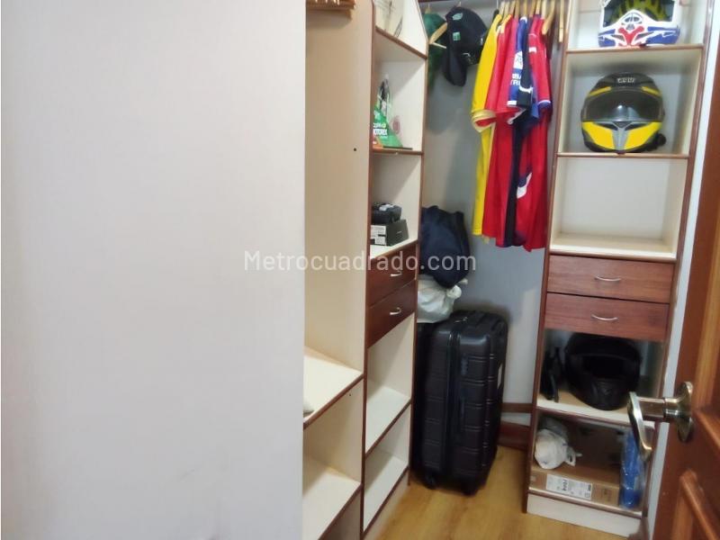 Casa amplia de 3 alcobas con terraza en Provenza - 5