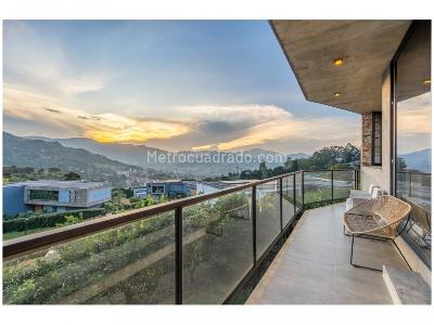 Casa de 4 alcobas en venta en Escobero, Envigado, 2000 m² · foto 8 de 20