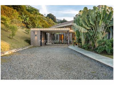 Casa de 4 alcobas en venta en Escobero, Envigado, 2000 m² · foto 15 de 20