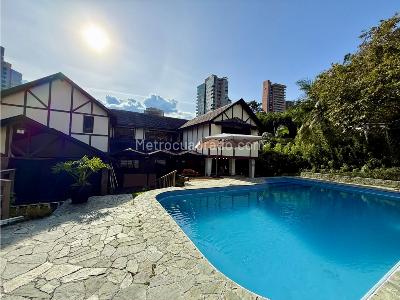 Casa en Arriendo, El Poblado, Medellín
