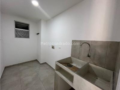 Apartamento de 3 alcobas en venta en La Castellana, Medellín, 105 m² · foto 7 de 20
