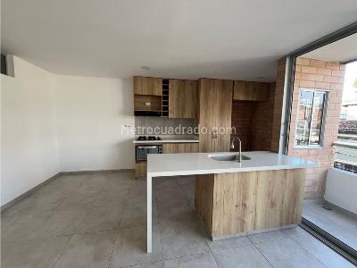 Apartamento de 3 alcobas en venta en La Castellana, Medellín, 105 m² · foto 18 de 20