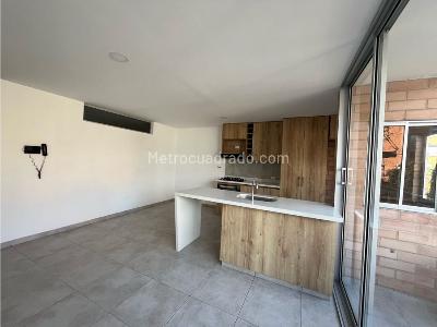 Apartamento de 3 alcobas en venta en La Castellana, Medellín, 105 m² · foto 19 de 20