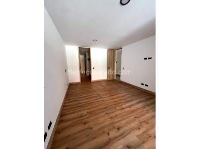Apartamento de 3 alcobas en venta en Laureles, Medellín, 165 m² · foto 5 de 10