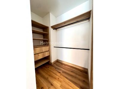 Apartamento de 3 alcobas en venta en Laureles, Medellín, 165 m² · foto 7 de 10