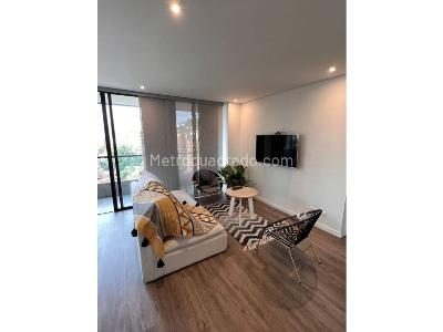 Apartamento en venta en El Poblado, Medellín · foto 2 de 20