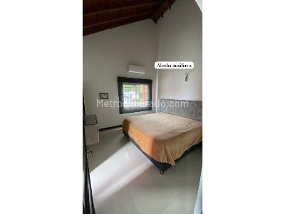 Casa de 4 alcobas en venta en El Poblado, Medellín, 332 m² · foto 17 de 19