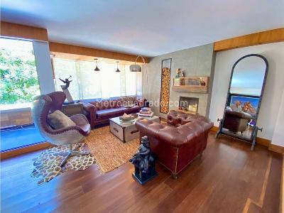 Casa de 3 alcobas en venta en El Poblado, Medellín, 490 m² · foto 2 de 20