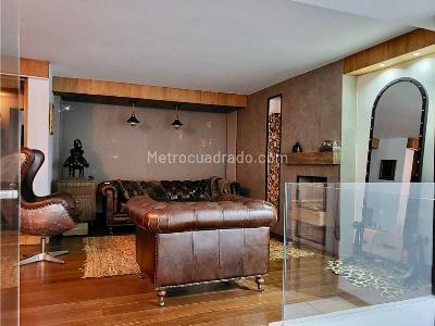 Casa de 3 alcobas en venta en El Poblado, Medellín, 490 m² · foto 3 de 20