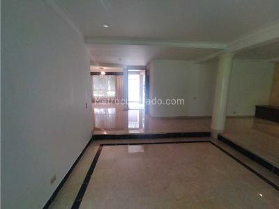 Casa de 3 alcobas en venta en Provenza, Medellín, 380 m² · foto 11 de 20
