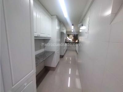 Casa de 3 alcobas en venta en Provenza, Medellín, 380 m² · foto 15 de 20