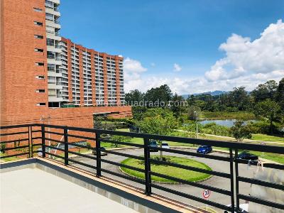Casa de 4 alcobas en venta en Barro Blanco, Rionegro, 220 m² · foto 3 de 20