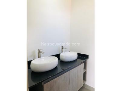 Casa de 4 alcobas en venta en Barro Blanco, Rionegro, 220 m² · foto 18 de 20
