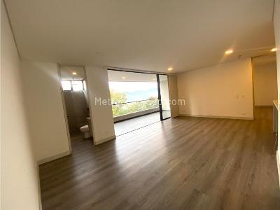 Apartamento de 1 alcoba en venta en El Poblado, Medellín, 89 m² · foto 7 de 20