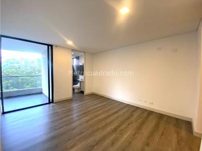 Apartamento de 1 alcoba en venta en El Poblado, Medellín, 89 m² · foto 9 de 20