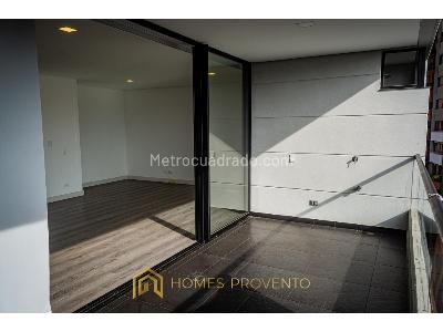 Apartamento de 1 alcoba en venta en El Poblado, Medellín, 89 m² · foto 14 de 20