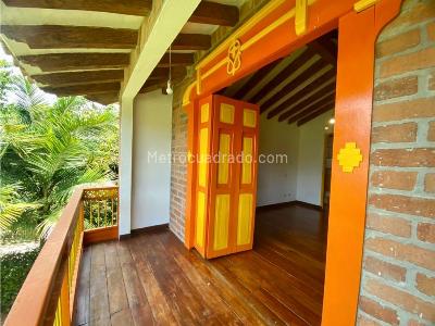 Casa de 4 alcobas en venta en Llanogrande, Rionegro, 1545 m² · foto 5 de 15