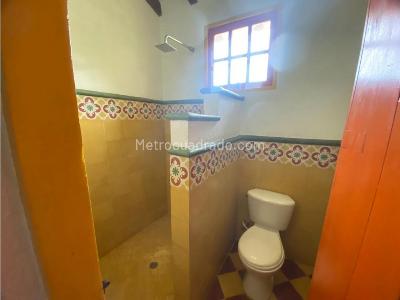 Casa de 4 alcobas en venta en Llanogrande, Rionegro, 1545 m² · foto 12 de 15