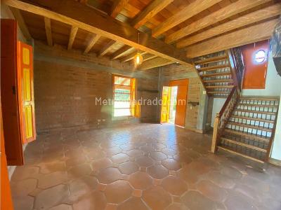 Casa de 4 alcobas en venta en Llanogrande, Rionegro, 1545 m² · foto 15 de 15