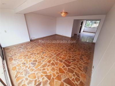 Apartamento de 3 alcobas en venta en El Poblado, Medellín, 200 m² · foto 6 de 20