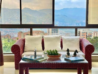 Apartamento en venta en El Poblado, Medellín · foto 4 de 20