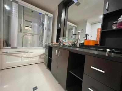 Apartamento en venta en El Poblado, Medellín · foto 17 de 20
