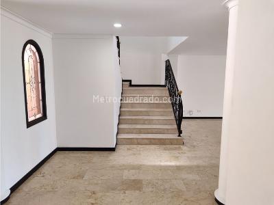 Casa de 5 alcobas en venta en El Poblado, Medellín, 430 m² · foto 7 de 20