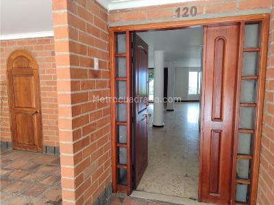 Casa de 5 alcobas en venta en El Poblado, Medellín, 430 m² · foto 10 de 20