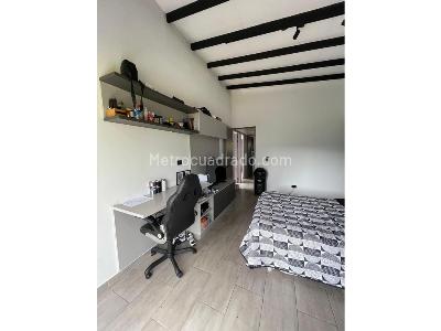 Casa de 5 alcobas en venta en Sabaneta, Sabaneta, 315 m² · foto 20 de 20