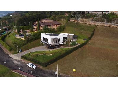 Casa de 5 alcobas en venta en Sabaneta, Sabaneta, 315 m² · foto 6 de 20