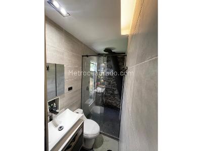 Casa de 5 alcobas en venta en Sabaneta, Sabaneta, 315 m² · foto 18 de 20