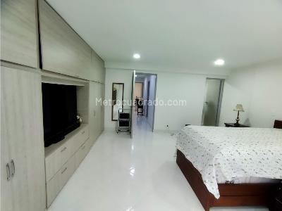 Casa de 5 alcobas en venta en Belen, Medellín, 270 m² · foto 16 de 20