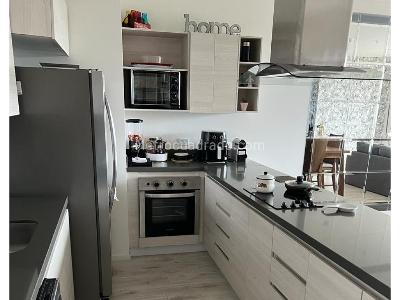 Apartamento de 3 alcobas en venta en Alto De Las Palmas, Medellín, 155 m² · foto 12 de 20
