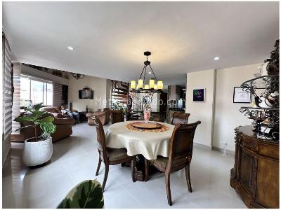 Apartamento de 4 alcobas en venta en Laureles, Medellín, 215 m² · foto 5 de 20
