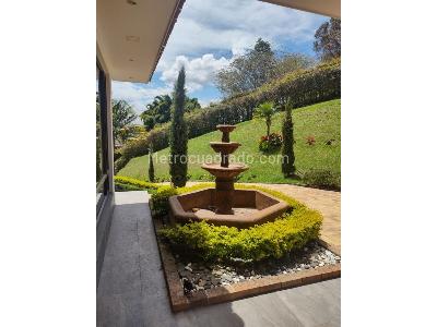 Casa de 4 alcobas en venta en Via Rionegro La Ceja Carmen De Viboral, Rionegro · foto 4 de 20