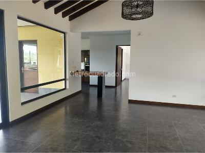 Casa de 4 alcobas en venta en Via Rionegro La Ceja Carmen De Viboral, Rionegro · foto 5 de 20