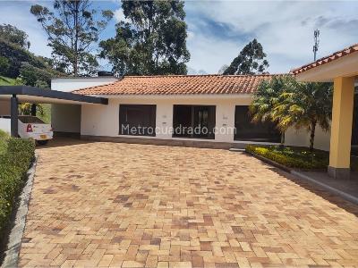Casa de 4 alcobas en venta en Via Rionegro La Ceja Carmen De Viboral, Rionegro · foto 6 de 20