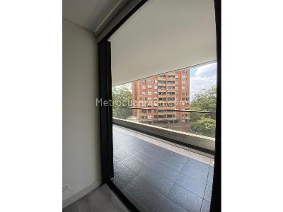 Apartamento de 1 alcoba en venta en El Poblado, Medellín, 89 m² · foto 10 de 20