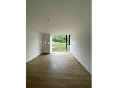 Apartamento de 3 alcobas en venta en Las Palmas, Medellín, 117 m² · foto 3 de 18