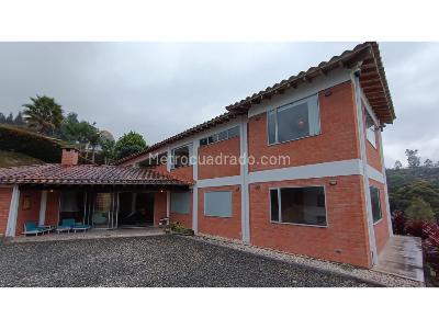 Casa de 4 alcobas en venta en Autopista Med Bog, Rionegro · foto 1 de 20