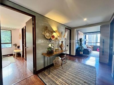 Apartamento de 3 alcobas en venta en El Poblado, Medellín, 260 m² · foto 6 de 20