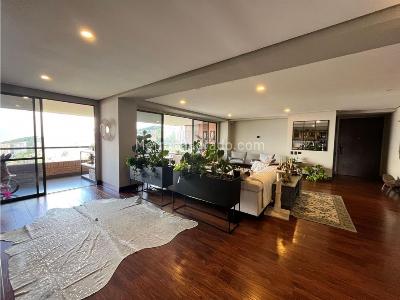 Apartamento de 3 alcobas en venta en El Poblado, Medellín, 260 m² · foto 12 de 20