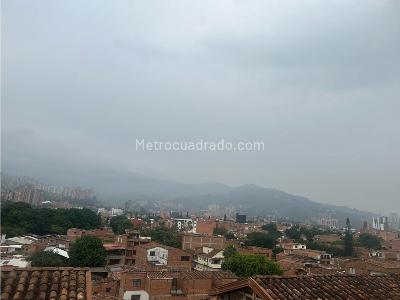 Apartamento de 4 alcobas en venta en Transversal Intermedia, Envigado, 265 m² · foto 3 de 17