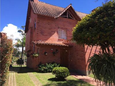 Casa de 3 alcobas en venta en Rionegro, Rionegro, 120 m² · foto 3 de 18