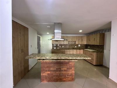 Apartamento en venta en Esmeraldal, Envigado · foto 7 de 20