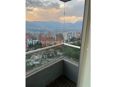 Apartamento en venta en El Poblado, Medellín · foto 2 de 20