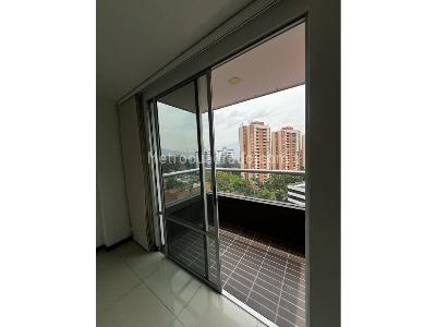 Apartamento de 3 alcobas en venta en El Poblado, Medellín, 117 m² · foto 2 de 20